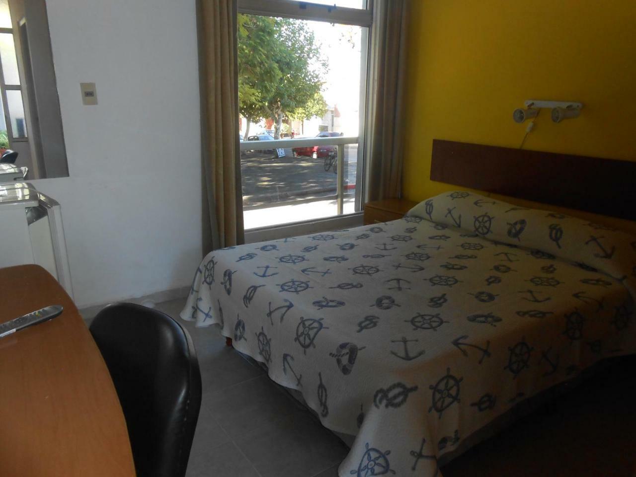 Hotel 25 De Mayo Fray Bentos Kültér fotó